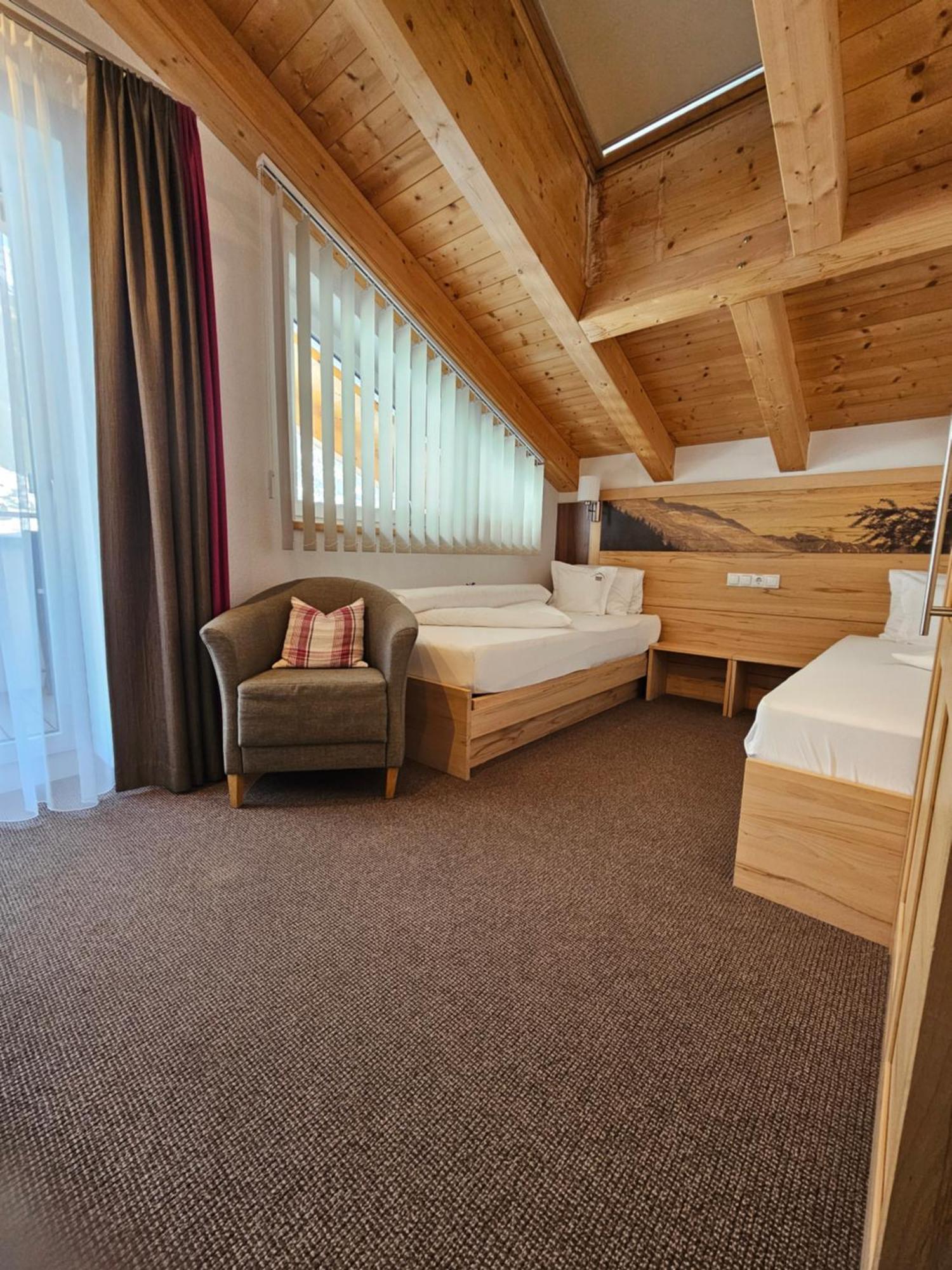 Alpinhotel Monte Superior - Silvretta Card Premium Betrieb Galtuer Exterior photo
